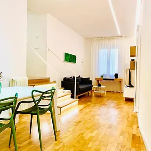 Nima Oberdan House Apartment